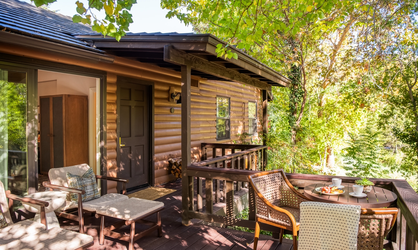 Creekside Cottage Deck (1)
