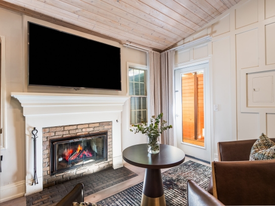 Creekside Suite Bedroom Sitting Area