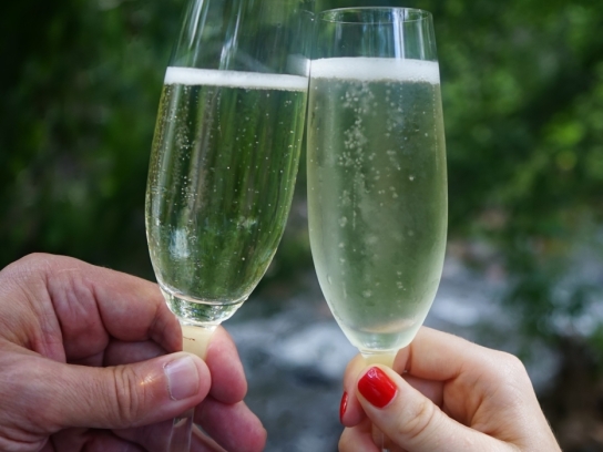 Cheers Champagne