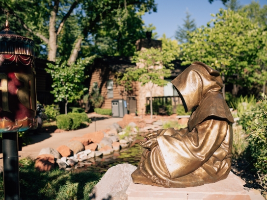 Statue