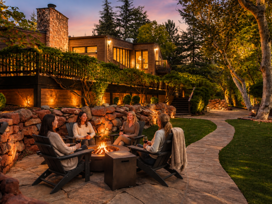 Women around Firepit_Creekhouse